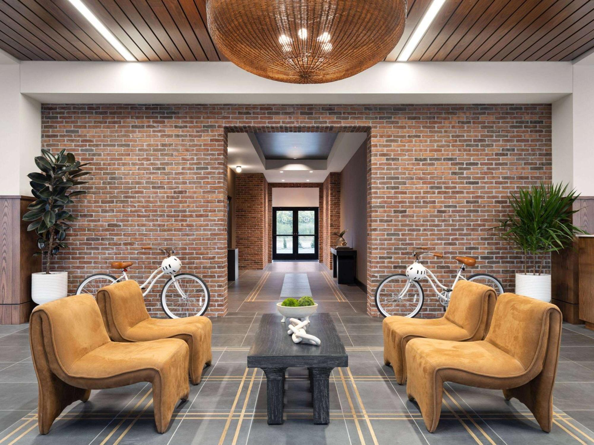 Origin Kansas Riverfront, A Wyndham *