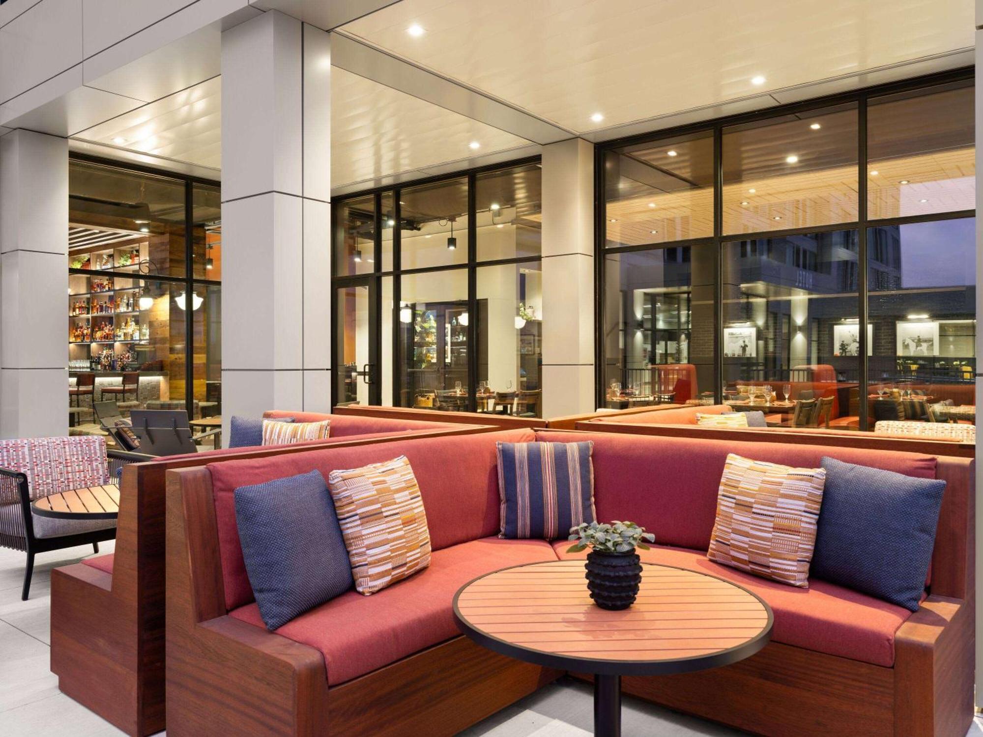 Origin Kansas Riverfront, A Wyndham Hotel Kansas City