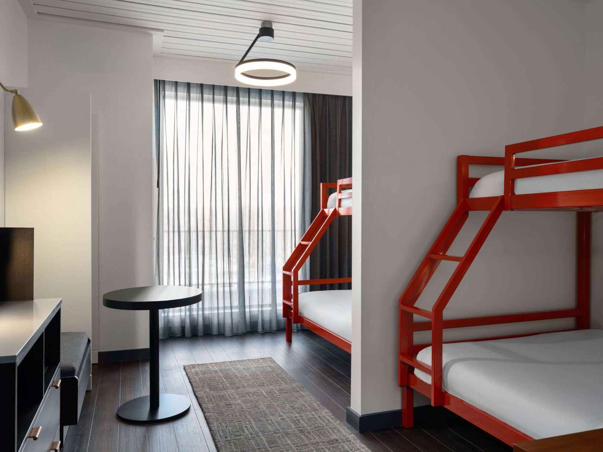 Origin Kansas Riverfront, A Wyndham Kansas City