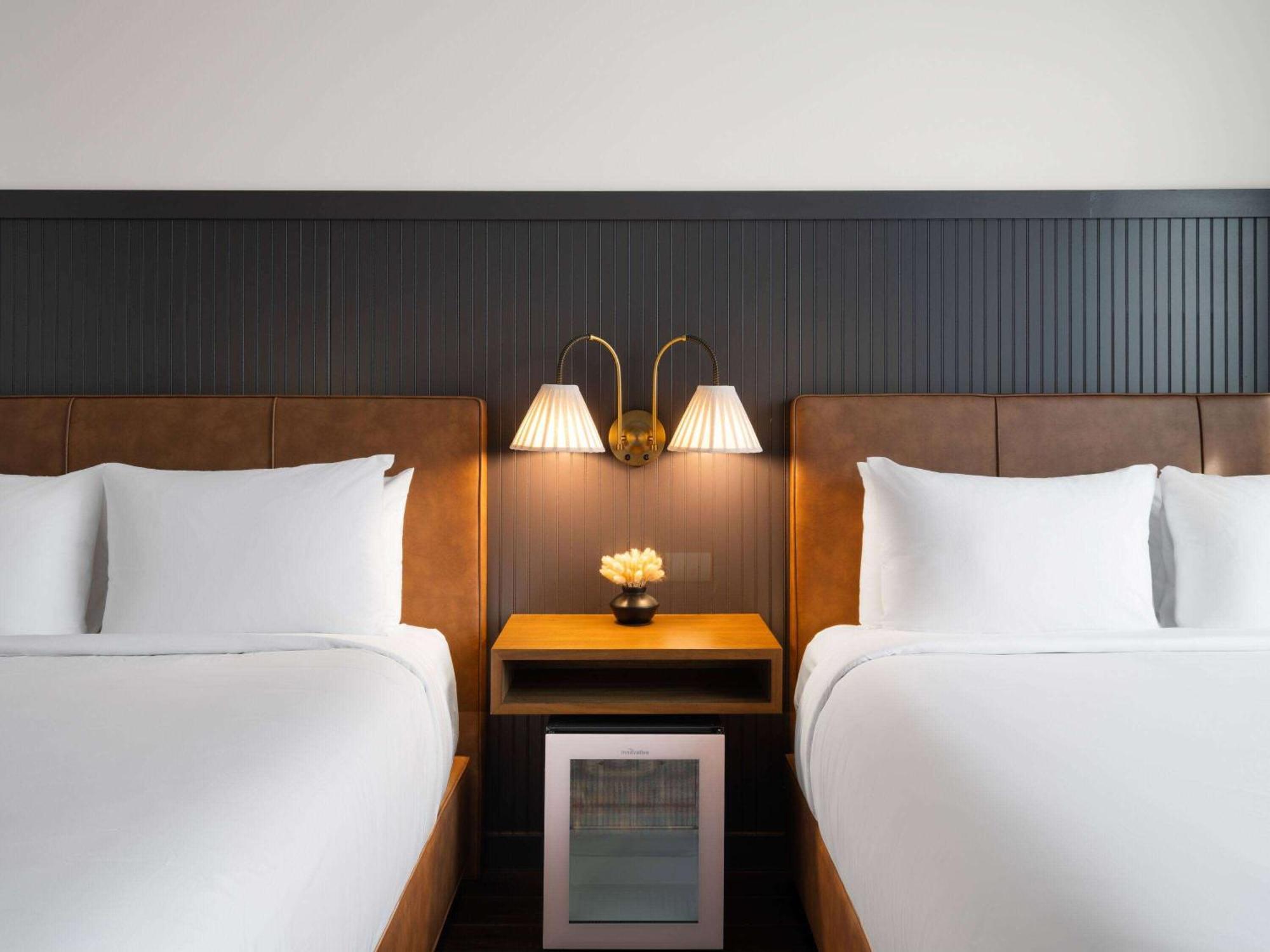 Origin Kansas Riverfront, A Wyndham Hotel *