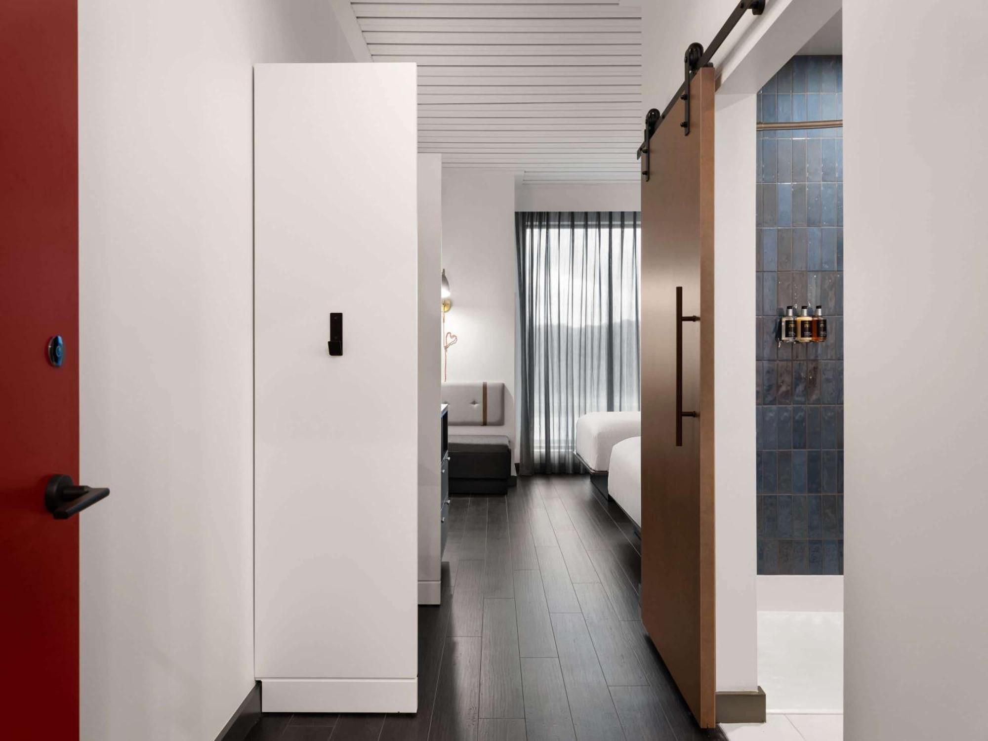Origin Kansas Riverfront, A Wyndham Kansas City